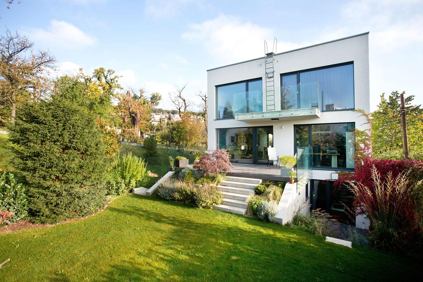 Innovat&iacute;v vasalatok az ablakon