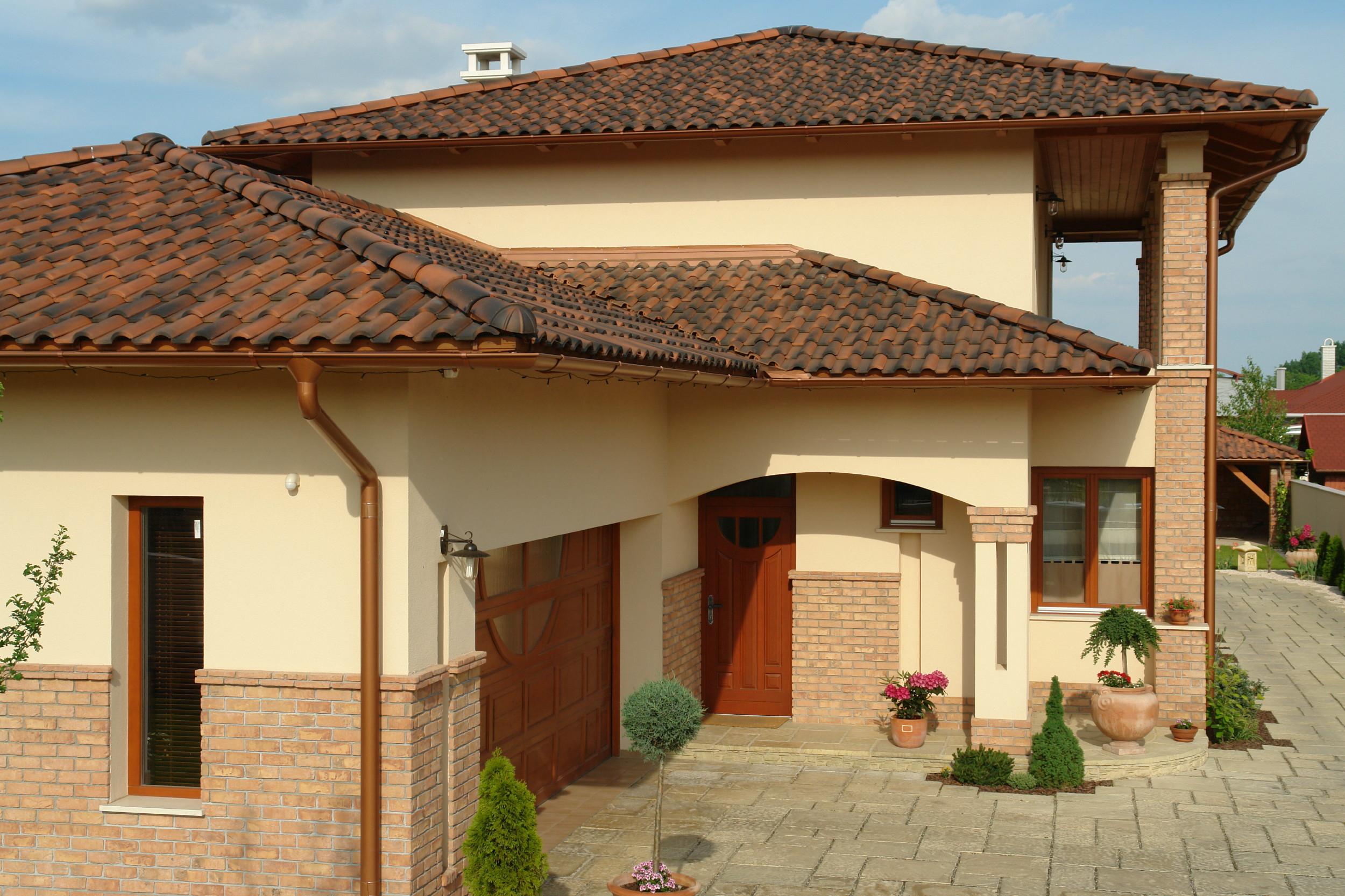 Mediterr&aacute;n tető