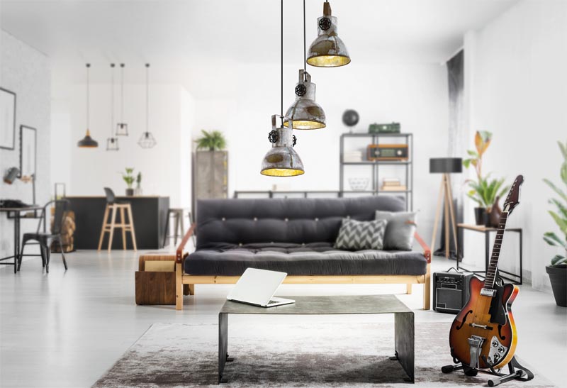 Régi műhelyek lámpáira emlékeztető EGLO függesztékek – igazi vintage hangulat