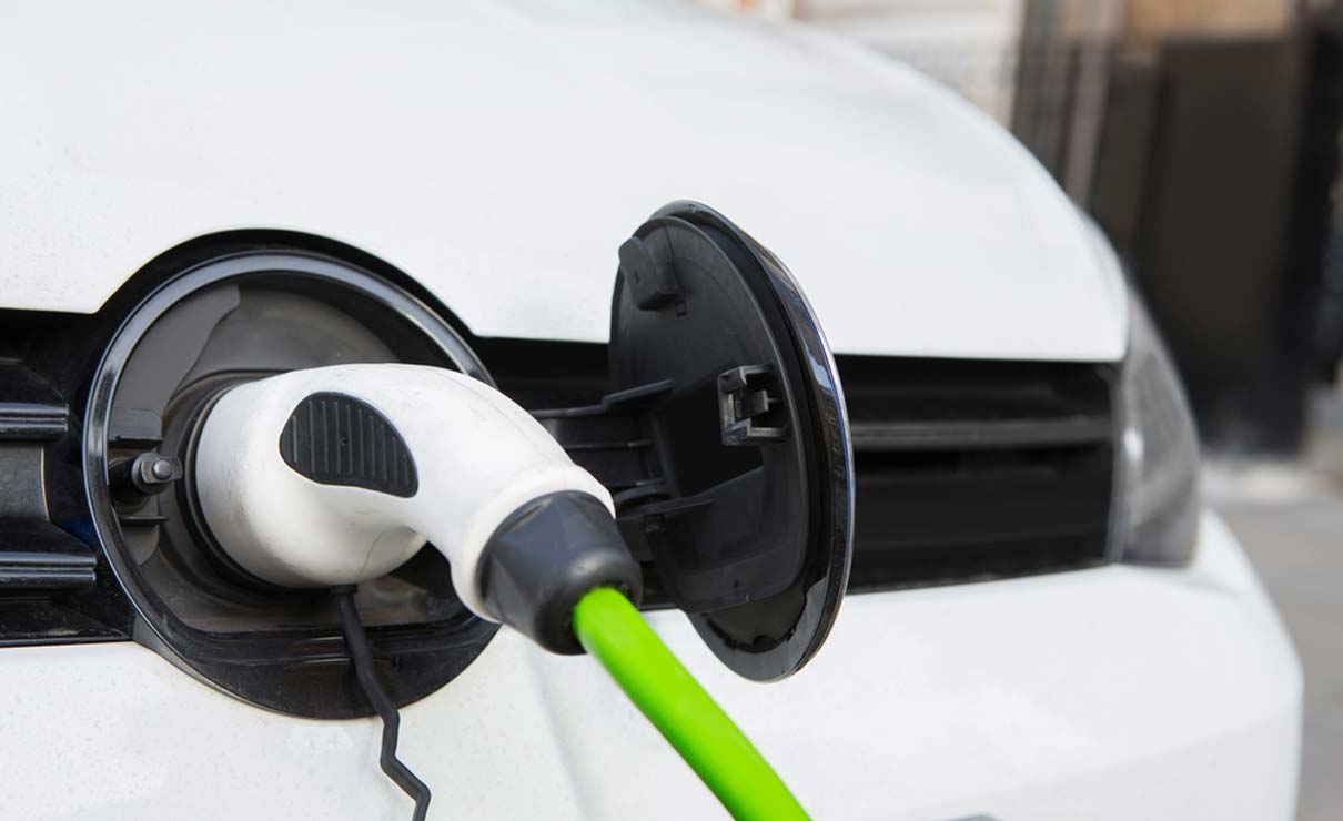 Otthoni töltő elektromos autóhoz