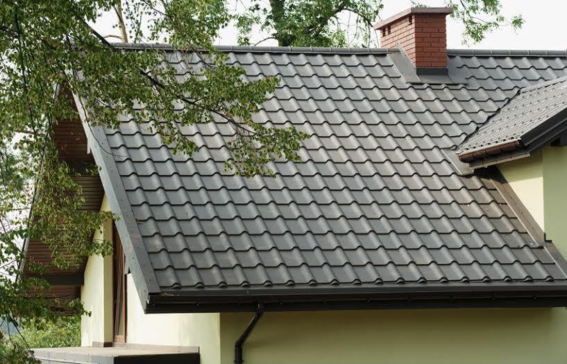 Cserepeslemez tetőn