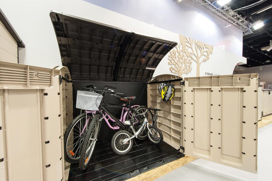 Curver kerti t&aacute;rol&oacute;