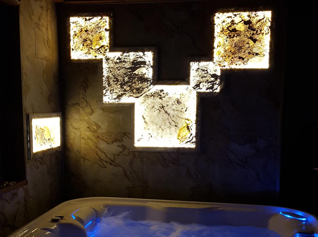 &Aacute;tvil&aacute;g&iacute;that&oacute; SlateDesign Translucent kőfurn&eacute;r burkolat