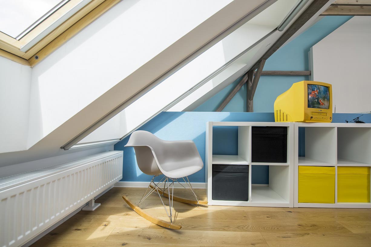 VELUX tetőt&eacute;ri ablak