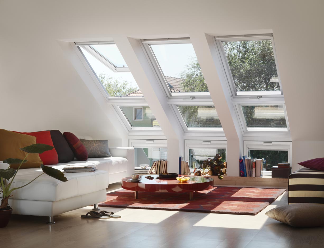 VELUX tetőt&eacute;ri ablak