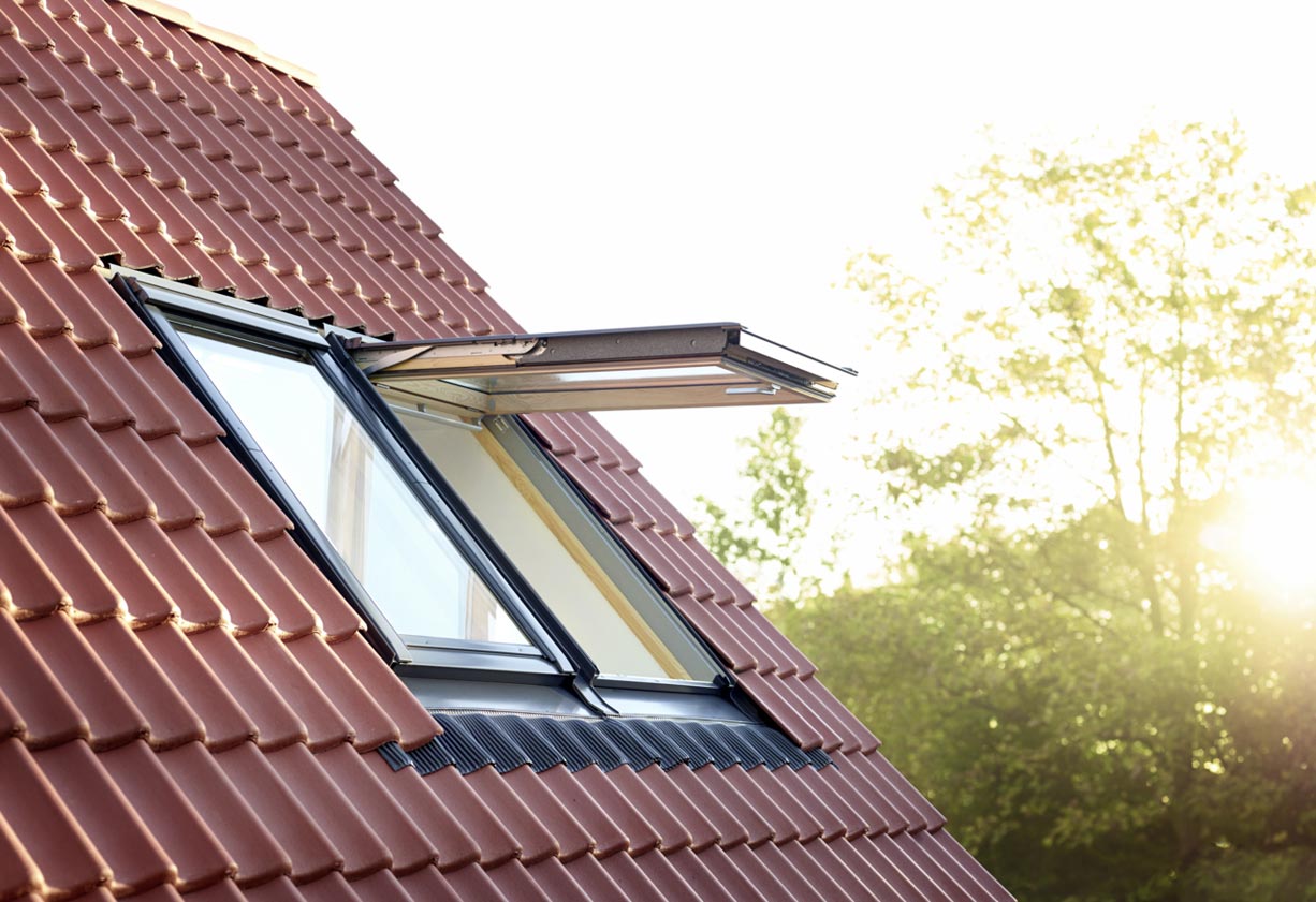 VELUX tetőt&eacute;ri ablak