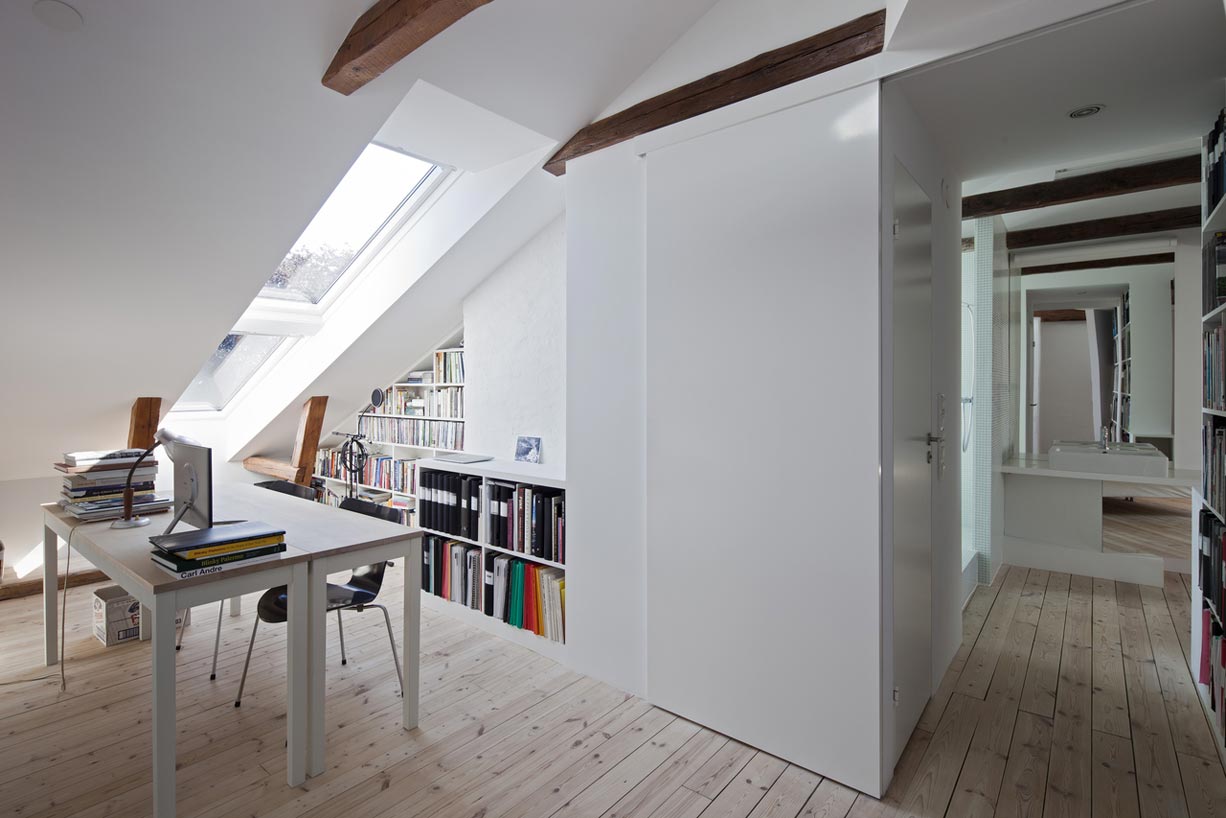 VELUX tetőt&eacute;ri ablak