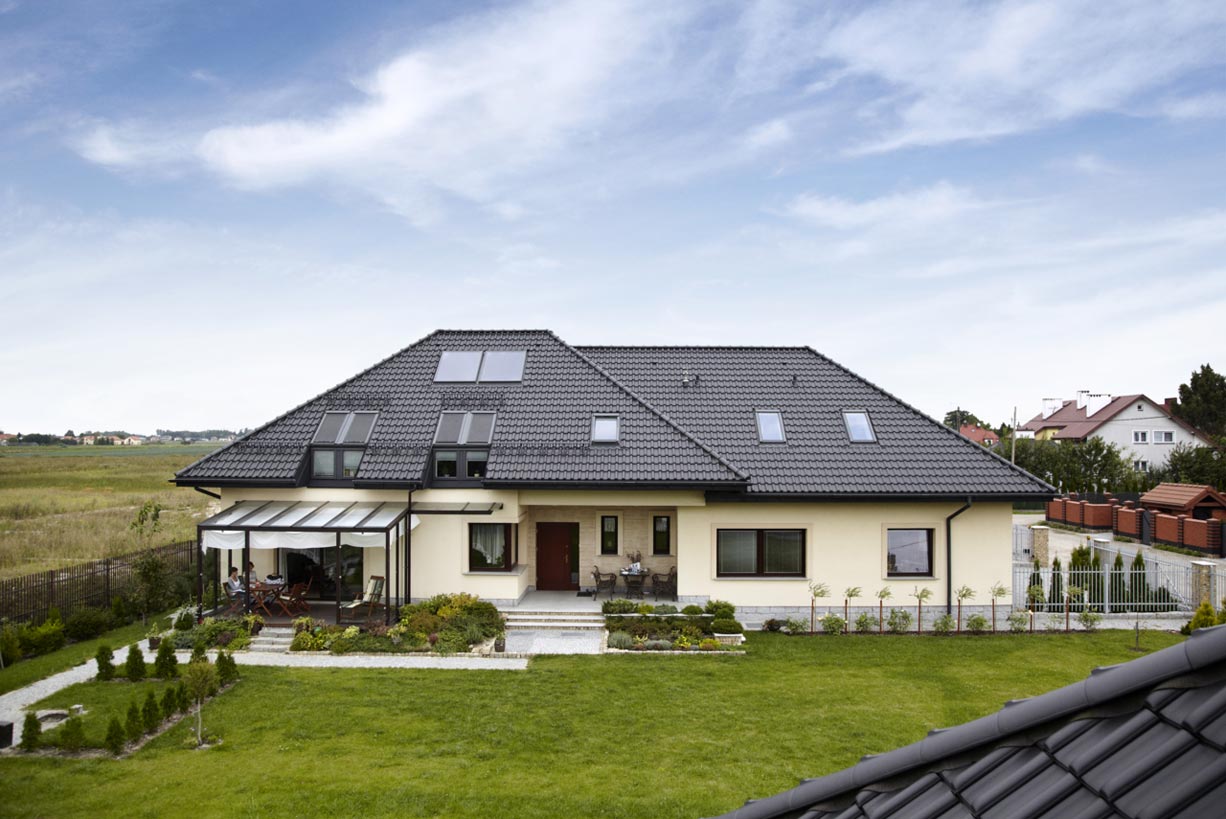 VELUX tetőt&eacute;ri ablak