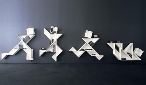 Tangram alakzatok a falon