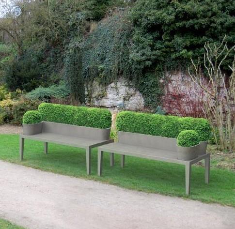 Növénytémlás kerti pad