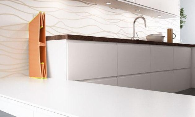 Kiskád összehajtva