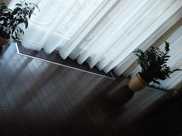 Padl&oacute;radi&aacute;torok nagy &uuml;vegfel&uuml;letek, t&eacute;likertek fűt&eacute;s&eacute;re