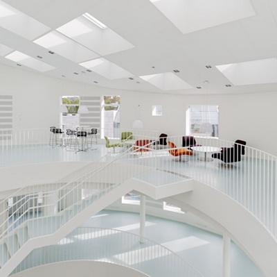 Z&ouml;ld Vil&aacute;g&iacute;t&oacute;torony, Green Lighthouse, Velux