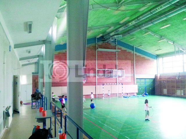 Lindab k&ouml;nnyűszerkezetes csarnok: tornaterem, sportcsarnok