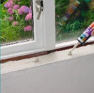 Ablakp&aacute;rk&aacute;ny saj&aacute;t kezűleg