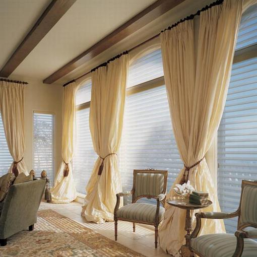 Buggyanó függöny (forrás: https://www.homeinfo.hu/inspiraciotar/)