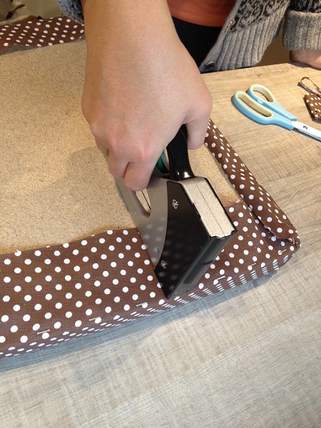 Sz&eacute;kfel&uacute;j&iacute;t&aacute;s saj&aacute;t kezűleg