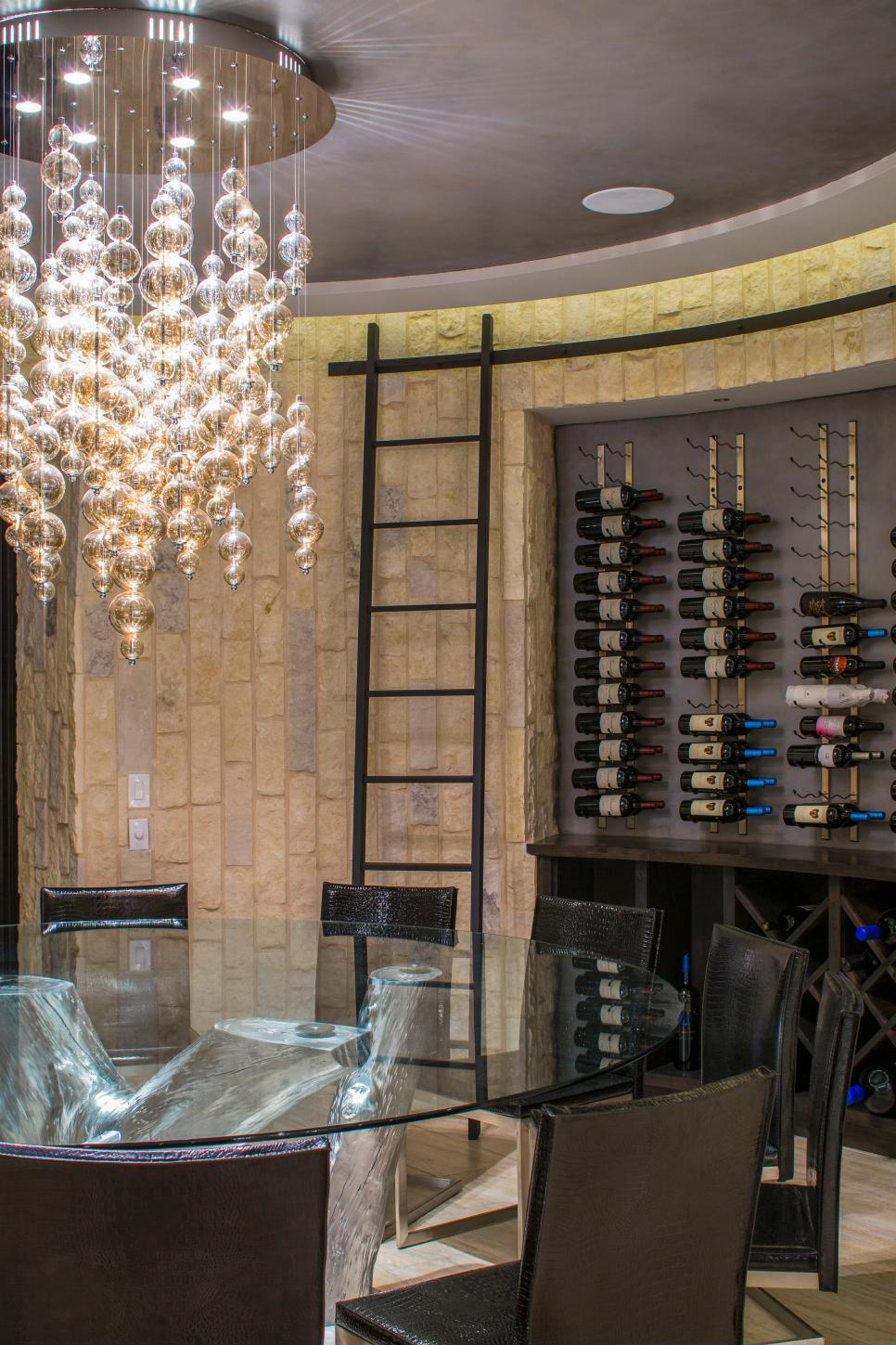 &Iacute;me, a bort&aacute;rol&aacute;s egyik praktikus &eacute;s l&aacute;tv&aacute;nyos m&oacute;dja.