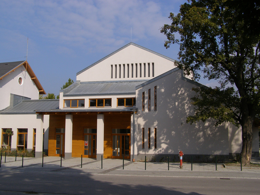 Feh&eacute;r vagy grafitos legyen a hőszigetel&eacute;s?