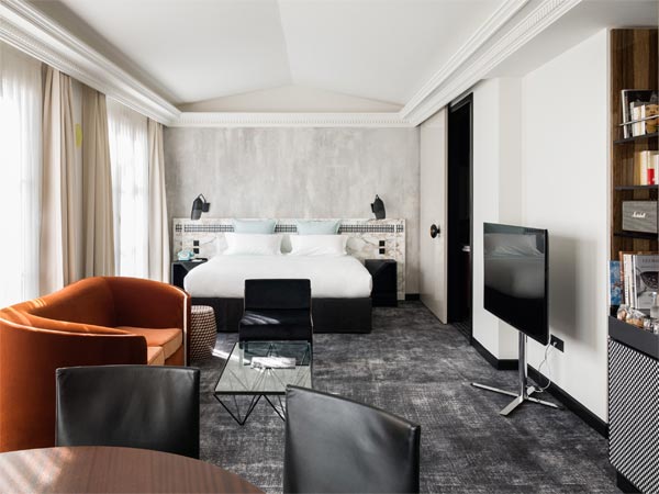 Hotel Les Bains: Menő klubb&oacute;l &ouml;tcsillagos luxus hotel full_0